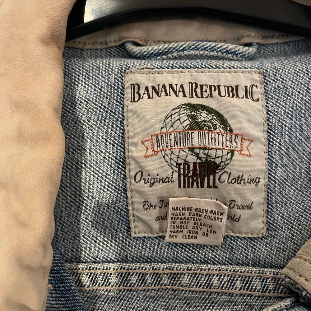 Banana Republic Vintage Men’s Jean Jacket Size L - Picture 3 of 3